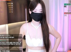宅女-homegirl-계집녀 个人直播 20240621 [4V/18.1G]-春天资源分享网