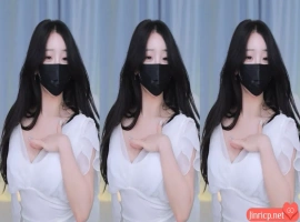 BJ莱娜 – moem9e9 – 个人直播 202412月末-202501月初 合集包 [16V/81.64G]-春天资源分享网
