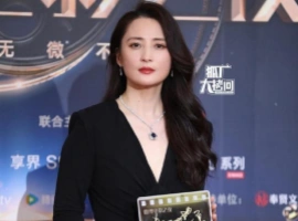 微博电影之夜：章子怡压轴全身亮点，金晨又变样，朱一龙帅气满分-春天资源分享网